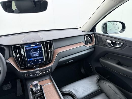 Volvo  XC60 2.0 T6 Plug-in hybrid AWD R-Design LUCHTVERING | 360 CAMERA | MEMORY | PANORAMADAK | HARMAN KARDO... ActivLease financial lease