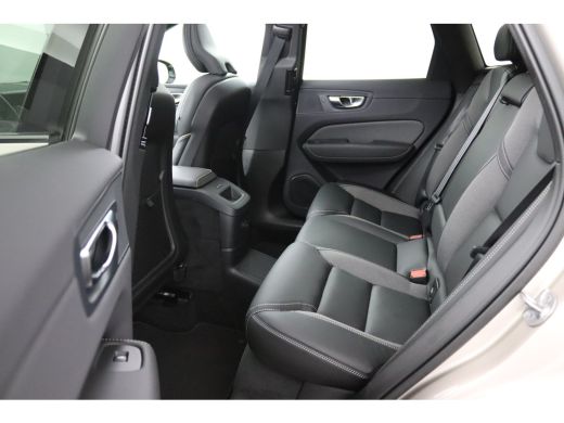 Volvo  XC60 T8 Plug-in hybrid AWD Plus Dark | Trekhaak elektrisch uitklapbaar ActivLease financial lease