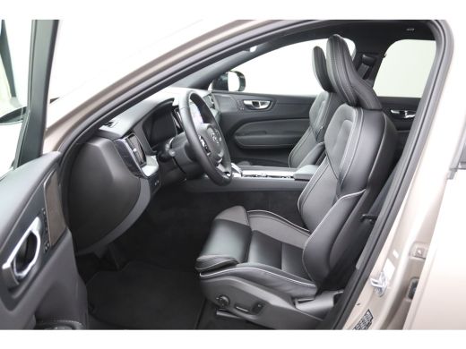 Volvo  XC60 T8 Plug-in hybrid AWD Plus Dark | Trekhaak elektrisch uitklapbaar ActivLease financial lease