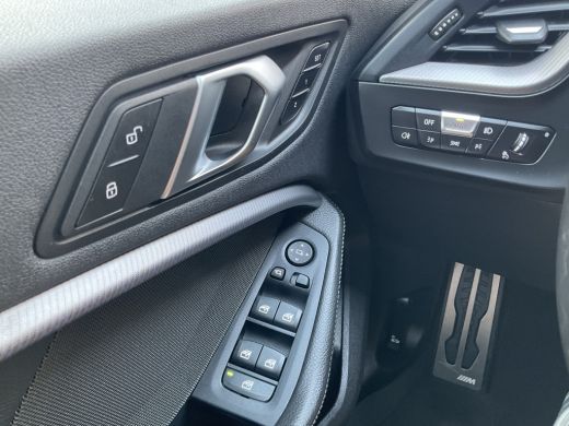 BMW 2 Serie Gran Coup&eacute; M235 306pk xDrive HUD Adapt.Cruise Pano.dak Harman/Kardon Memory Orig.NL ActivLease financial lease