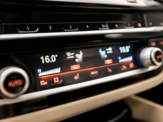 BMW 5 Serie 530e M Sport High Executive 293Pk Automaat (GROOT NAVI, M PAKKET, HEAD-UP DISPLAY, APPLE CARPLAY,... ActivLease financial lease