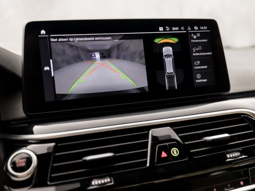 BMW 5 Serie 530e M Sport High Executive 293Pk Automaat (GROOT NAVI, M PAKKET, HEAD-UP DISPLAY, APPLE CARPLAY,... ActivLease financial lease