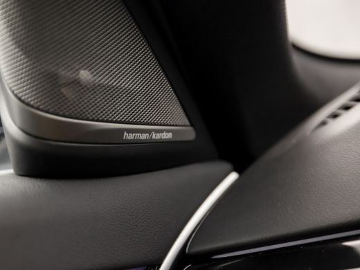 BMW 5 Serie 530e M Sport High Executive 293Pk Automaat (GROOT NAVI, M PAKKET, HEAD-UP DISPLAY, APPLE CARPLAY,... ActivLease financial lease