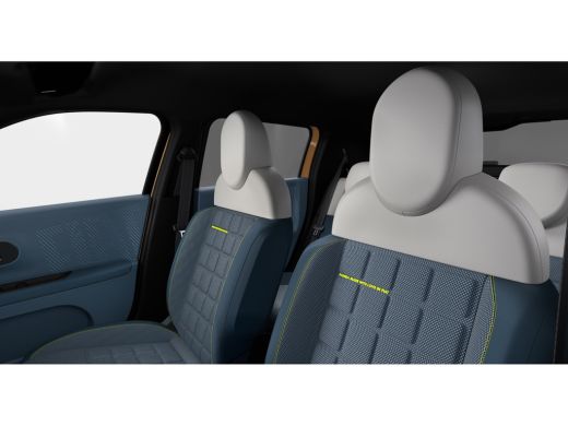 Fiat Grande Panda La Prima | 10,25" touchscreen radio met Bluetooth, DAB & USB &eacute;n Navigatie | Automatische aircondi... ActivLease financial lease