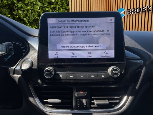 Ford Fiesta 1.0 EcoBoost Hybrid ST-Line X | Stoel- stuurverwarming | Carplay | Cruise | Panoramadak | Achteru... ActivLease financial lease
