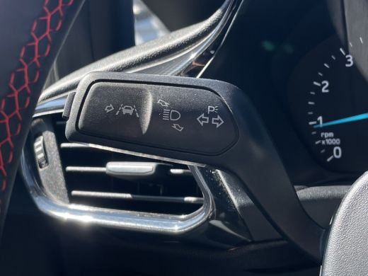 Ford Fiesta 1.0 EcoBoost Hybrid ST-Line X | Stoel- stuurverwarming | Carplay | Cruise | Panoramadak | Achteru... ActivLease financial lease