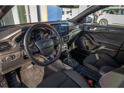 Ford Focus 1.0 EcoBoost Hybrid ST Line | Keyless | Elektrische Trekhaak | Stoel- Stuurverwarming | FULL Led ... ActivLease financial lease