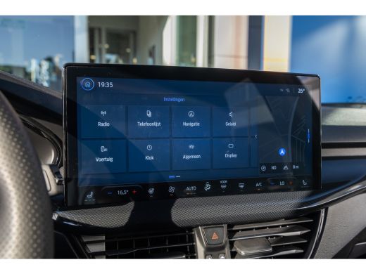 Ford Focus 1.0 EcoBoost Hybrid ST Line | Keyless | Elektrische Trekhaak | Stoel- Stuurverwarming | FULL Led ... ActivLease financial lease