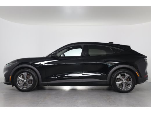 Ford Mustang Mach-E Mach-E RWD 75 kWh | 1e Eigenaar! | Dealer Onderhouden! | SOH 94,5% Leder | Panoramadak | Stoel/St... ActivLease financial lease
