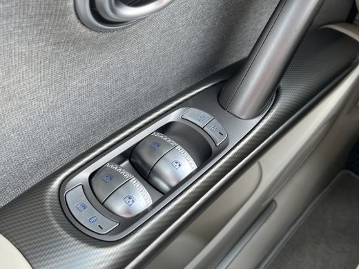 Genesis GV60 77.4kWh 217pk | SOH 100%|  360 graden Camera | Panoramadak | Adaptive Cruise control | 19-inch Ve... ActivLease financial lease