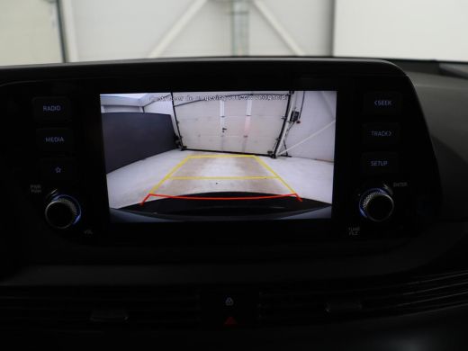 Hyundai Bayon | Cruise control | Camera | Carplay | Lane assist | DAB | Park assist | Sfeerverlichting | Full L... ActivLease financial lease