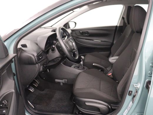 Hyundai Bayon | Cruise control | Camera | Carplay | Lane assist | DAB | Park assist | Sfeerverlichting | Full L... ActivLease financial lease