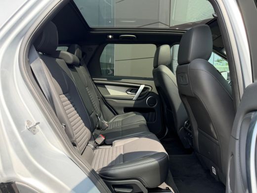 Land Rover Discovery Sport P270e Landmark | 360gr Camera | Meridian Surround | Cold Climate | Stoelverwarming v+a | Glazen d... ActivLease financial lease