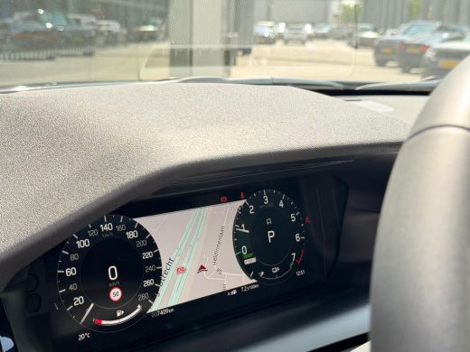 Land Rover Discovery Sport P270e Landmark | 360gr Camera | Meridian Surround | Cold Climate | Stoelverwarming v+a | Glazen d... ActivLease financial lease
