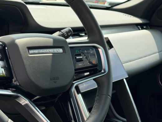 Land Rover Discovery Sport P270e Landmark | 360gr Camera | Meridian Surround | Cold Climate | Stoelverwarming v+a | Glazen d... ActivLease financial lease