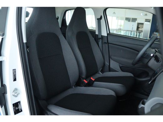 Leapmotor T03 Design 37.3 kWh | TEST HEM NU | Adapt. Cruise | Panoramadak | Camera | Dodehoekdetectie | Navi | ... ActivLease financial lease