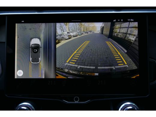 Lynk & Co 01 1.5 262PK PLUG-IN HYBRID AUTOMAAT / CAMERA V+A / PANO.DAK / KEYLESS / ELEKTR. ACHTERKLEP / 20" LM... ActivLease financial lease