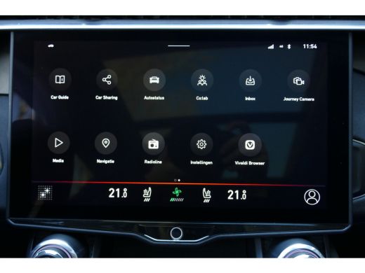 Lynk & Co 01 1.5 262PK PLUG-IN HYBRID AUTOMAAT / CAMERA V+A / PANO.DAK / KEYLESS / ELEKTR. ACHTERKLEP / 20" LM... ActivLease financial lease
