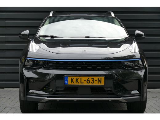 Lynk & Co 01 1.5 262PK PLUG-IN HYBRID AUTOMAAT / CAMERA V+A / PANO.DAK / KEYLESS / ELEKTR. ACHTERKLEP / 20" LM... ActivLease financial lease