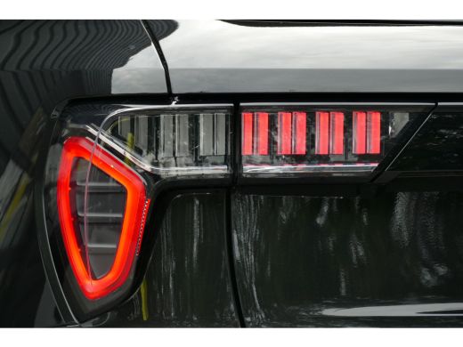 Lynk & Co 01 1.5 262PK PLUG-IN HYBRID AUTOMAAT / CAMERA V+A / PANO.DAK / KEYLESS / ELEKTR. ACHTERKLEP / 20" LM... ActivLease financial lease