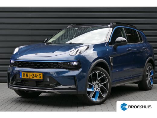Lynk & Co 01 1.5 262PK PLUG-IN HYBRID AUTOMAAT / CAMERA V+A / PANO.DAK / KEYLESS / ELEKTR. ACHTERKLEP / 20" LM... ActivLease financial lease