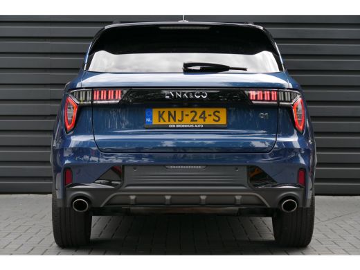 Lynk & Co 01 1.5 262PK PLUG-IN HYBRID AUTOMAAT / CAMERA V+A / PANO.DAK / KEYLESS / ELEKTR. ACHTERKLEP / 20" LM... ActivLease financial lease