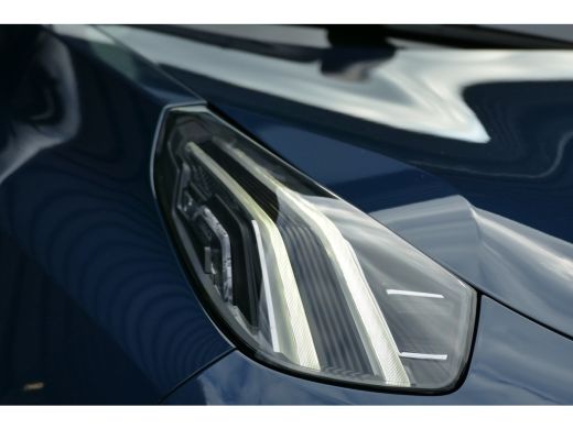 Lynk & Co 01 1.5 262PK PLUG-IN HYBRID AUTOMAAT / CAMERA V+A / PANO.DAK / KEYLESS / ELEKTR. ACHTERKLEP / 20" LM... ActivLease financial lease