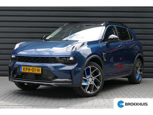 Lynk & Co 01 1.5 262PK PLUG-IN HYBRID AUTOMAAT / CAMERA V+A / PANO.DAK / KEYLESS / ELEKTR. ACHTERKLEP / 20" LM... ActivLease financial lease