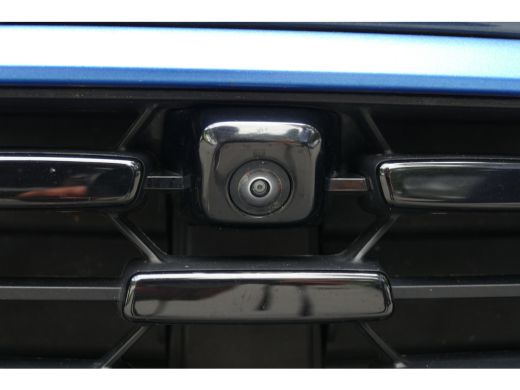 Lynk & Co 01 1.5 262PK PLUG-IN HYBRID AUTOMAAT / CAMERA V+A / PANO.DAK / KEYLESS / ELEKTR. ACHTERKLEP / 20" LM... ActivLease financial lease