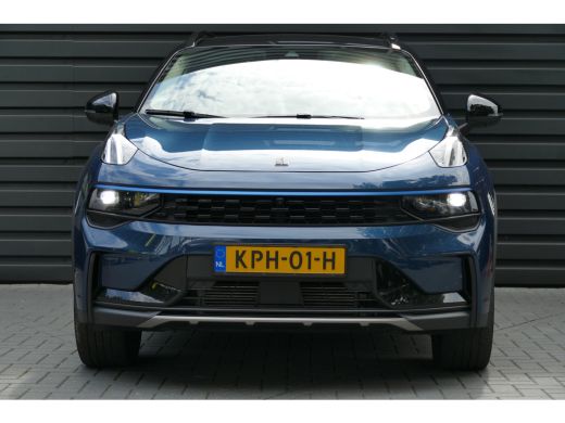 Lynk & Co 01 1.5 262PK PLUG-IN HYBRID AUTOMAAT / CAMERA V+A / PANO.DAK / KEYLESS / ELEKTR. ACHTERKLEP / 20" LM... ActivLease financial lease