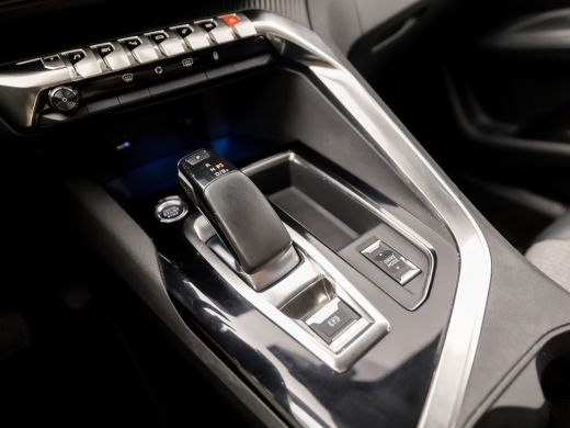 Peugeot 3008 1.6 HYbrid 225 Allure Sport 225Pk Automaat (APPLE CARPLAY, GROOT NAVI, 360 CAMERA, LEDER, KEYLESS... ActivLease financial lease