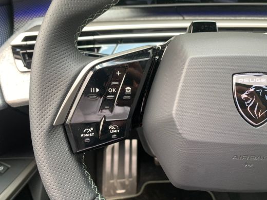 Peugeot e-3008 GT Exclusive 210 73 kWh 360 Camera | 11kW lader | Focal-Audio | Elektrische Stoelen | Keyless | L... ActivLease financial lease