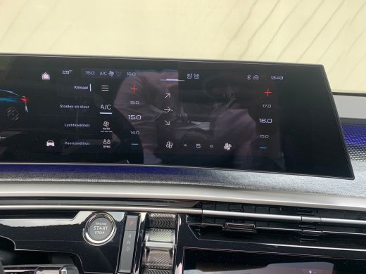 Peugeot e-3008 GT Exclusive 210 73 kWh 360 Camera | 11kW lader | Focal-Audio | Elektrische Stoelen | Keyless | L... ActivLease financial lease