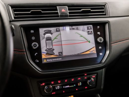 Seat Ibiza 1.0 TSI FR Intense Sport (APPLE CARPLAY, GROOT NAVI, CLIMATE, CAMERA, SPORTSTOELEN, MODE KNOP, GE... ActivLease financial lease