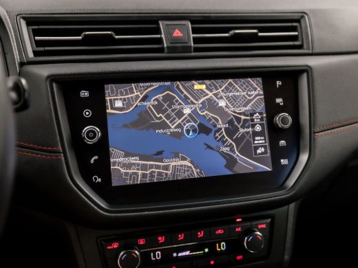 Seat Ibiza 1.0 TSI FR Intense Sport (APPLE CARPLAY, GROOT NAVI, CLIMATE, CAMERA, SPORTSTOELEN, MODE KNOP, GE... ActivLease financial lease
