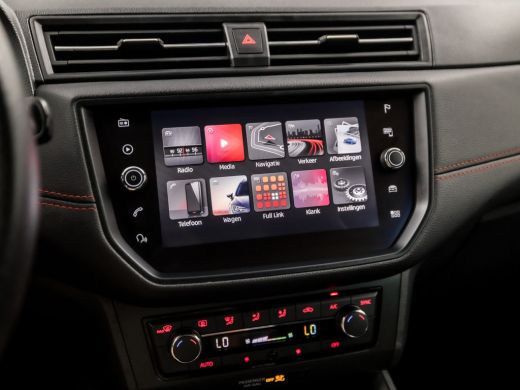 Seat Ibiza 1.0 TSI FR Intense Sport (APPLE CARPLAY, GROOT NAVI, CLIMATE, CAMERA, SPORTSTOELEN, MODE KNOP, GE... ActivLease financial lease