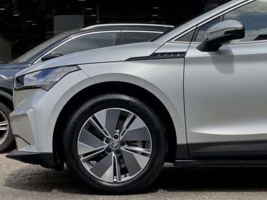 Skoda Enyaq iV 80 SOH 92,73% PANODAK LEDER NAVI DIGI-DASH APPLE-CARPLAY LED LMV PDC ActivLease financial lease