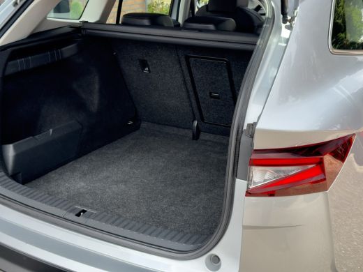 Skoda Enyaq iV 80 SOH 92,73% PANODAK LEDER NAVI DIGI-DASH APPLE-CARPLAY LED LMV PDC ActivLease financial lease