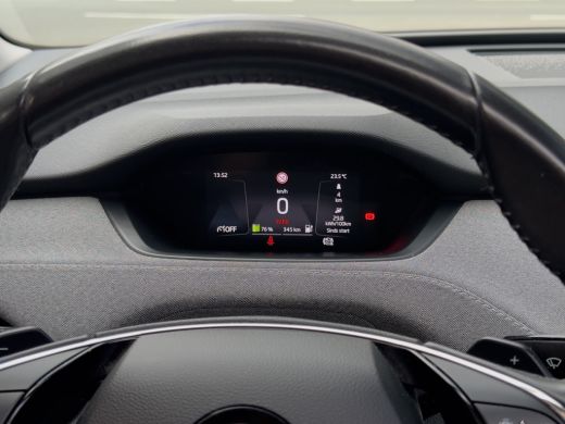 Skoda Enyaq iV 80 SOH 92,73% PANODAK LEDER NAVI DIGI-DASH APPLE-CARPLAY LED LMV PDC ActivLease financial lease