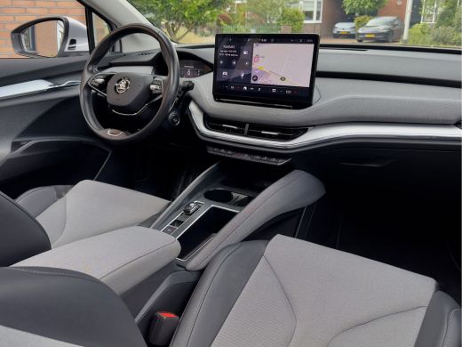 Skoda Enyaq iV 80 SOH 92,73% PANODAK LEDER NAVI DIGI-DASH APPLE-CARPLAY LED LMV PDC ActivLease financial lease