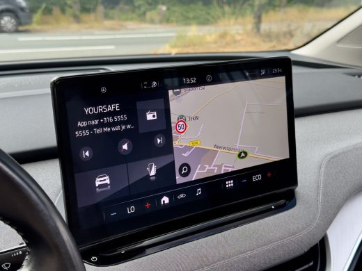 Skoda Enyaq iV 80 SOH 92,73% PANODAK LEDER NAVI DIGI-DASH APPLE-CARPLAY LED LMV PDC ActivLease financial lease