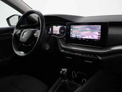 Skoda Octavia Combi 1.0 TSI RACE BLUE + WEGKL. TREKHAAK | VIRTUAL COCKPIT | APPLE CARPLAY | NAVIGATIE | LED ActivLease financial lease