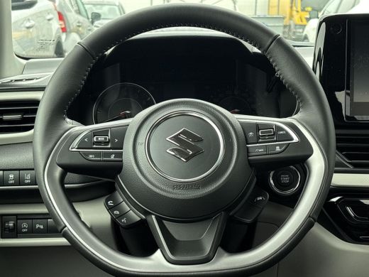Suzuki Swift 1.2 Select Smart Hybrid | Automaat |Stoelverwarming | Navigatiesysteem | Airconditioning | Achter... ActivLease financial lease