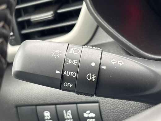 Suzuki Swift 1.2 Select Smart Hybrid | Automaat |Stoelverwarming | Navigatiesysteem | Airconditioning | Achter... ActivLease financial lease
