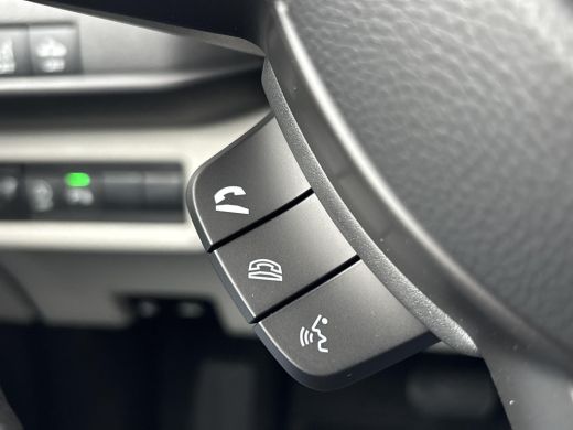 Suzuki Swift 1.2 Select Smart Hybrid | Automaat |Stoelverwarming | Navigatiesysteem | Airconditioning | Achter... ActivLease financial lease