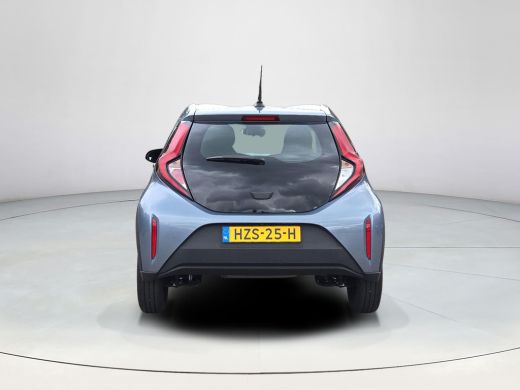 Toyota Aygo 1.0 VVT-i MT Play | Apple CarPlay | Parkeercamera | Rijklaar incl. garantie | ActivLease financial lease