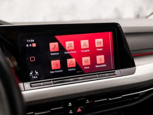 Volkswagen Golf Variant 1.0 TSI Life Sport (APPLE CARPLAY, GROOT NAVI, STUUR/STOELVERWARMING, MEMORY SEAT, GETINT... ActivLease financial lease