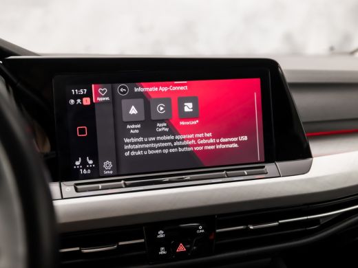 Volkswagen Golf Variant 1.0 TSI Life Sport (APPLE CARPLAY, GROOT NAVI, STUUR/STOELVERWARMING, MEMORY SEAT, GETINT... ActivLease financial lease