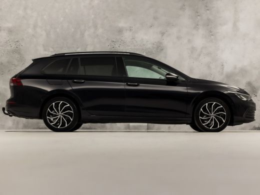 Volkswagen Golf Variant 1.0 TSI Life Sport (APPLE CARPLAY, GROOT NAVI, STUUR/STOELVERWARMING, MEMORY SEAT, GETINT... ActivLease financial lease