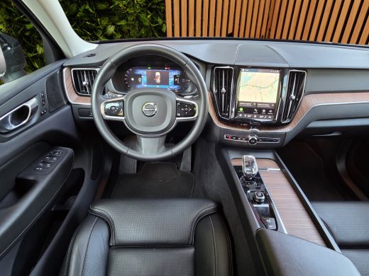 Volvo  XC60 2.0 T8 Plug-in hybrid AWD R-Design | Harman/Kardon | 360 Camera | Stoelventilatie | Pano | Memory ActivLease financial lease